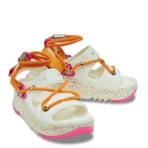 NWT CROCS Hiker Xscape Festival Sandal Size 6